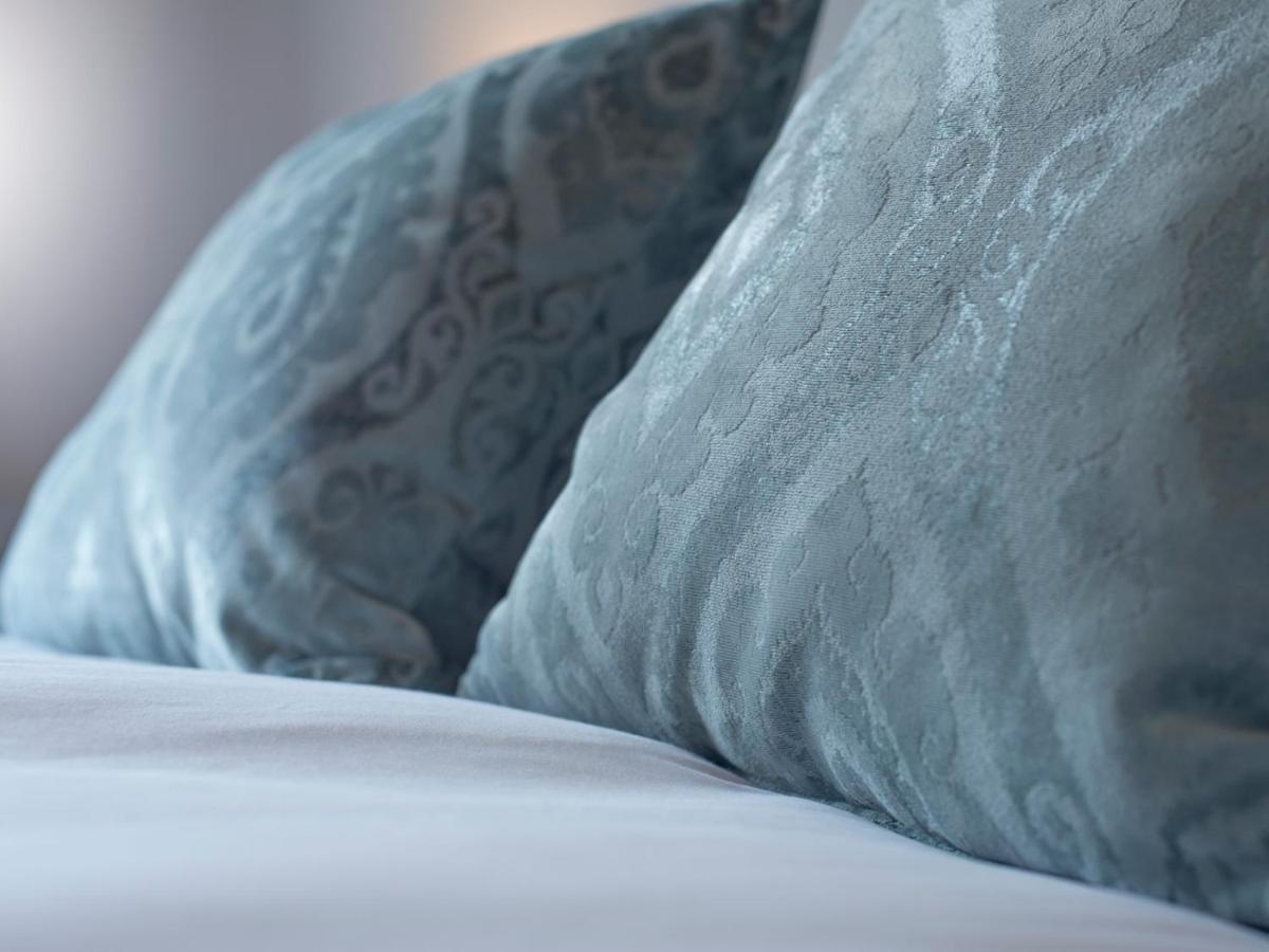 Pass The Keys New Stylish & Elegant 2 Bed Apartment In The City! Cardiff Luaran gambar